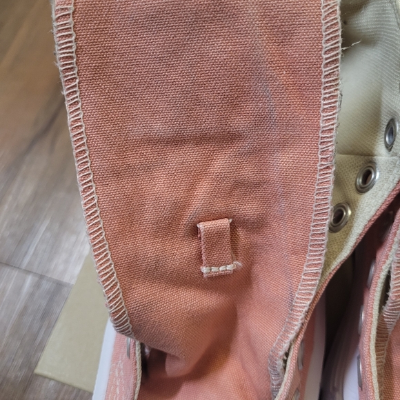 Converse Women's Blush High-Top Sneakers  zise 5‎ used good condition. - Picture 11 of 16